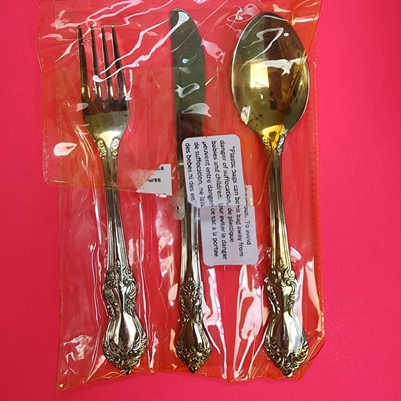 Reed & Barton Gold Flatware Set for Dining - Picture 1 of 4